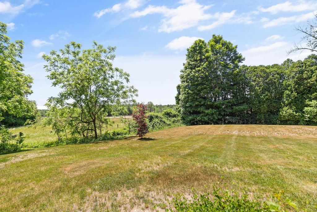 57 Long Hill Road Groton, MA 01450 - Photo 28 of 30 Gallery Image 28