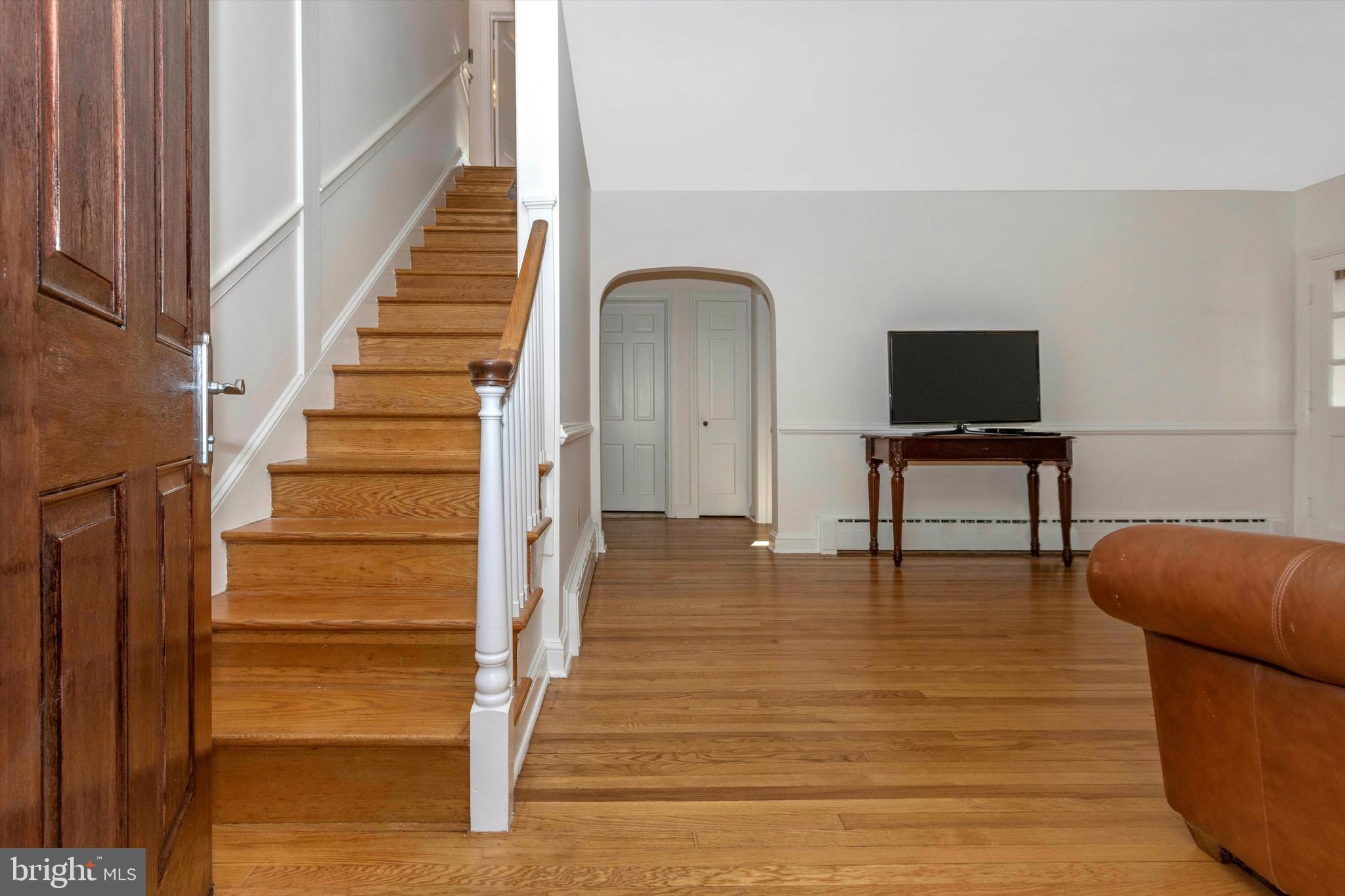7040 Guilford Road Clarksville, MD 21029 - Photo 3 of 55 Gallery Image 3