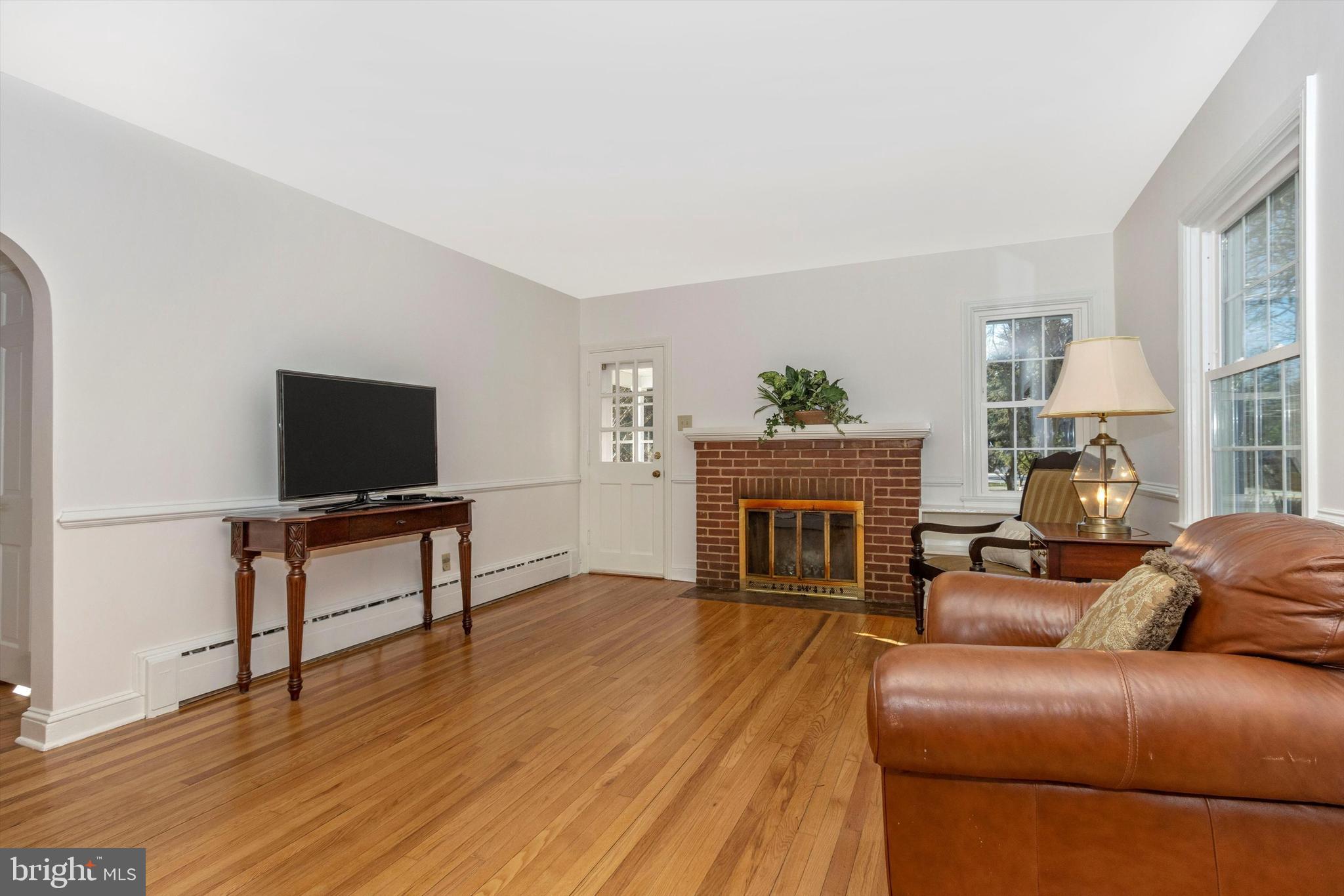 7040 Guilford Road Clarksville, MD 21029 - Photo 4 of 55 Gallery Image 4