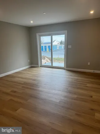 $1,799 | 60 Diller Avenue, Unit A, New Holland, PA 17557