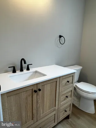 $1,799 | 60 Diller Avenue, Unit A, New Holland, PA 17557