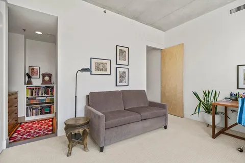 $925,000 | 4646 Broadway Boulevard, Unit 3S, Kansas City, MO 64112