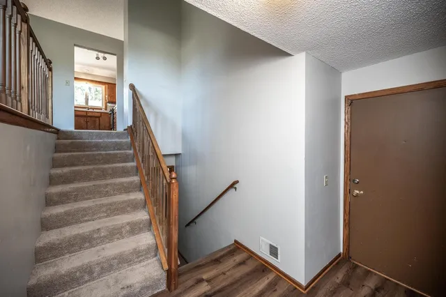 $445,900 | 793 Lupine Court, Shakopee, MN 55379