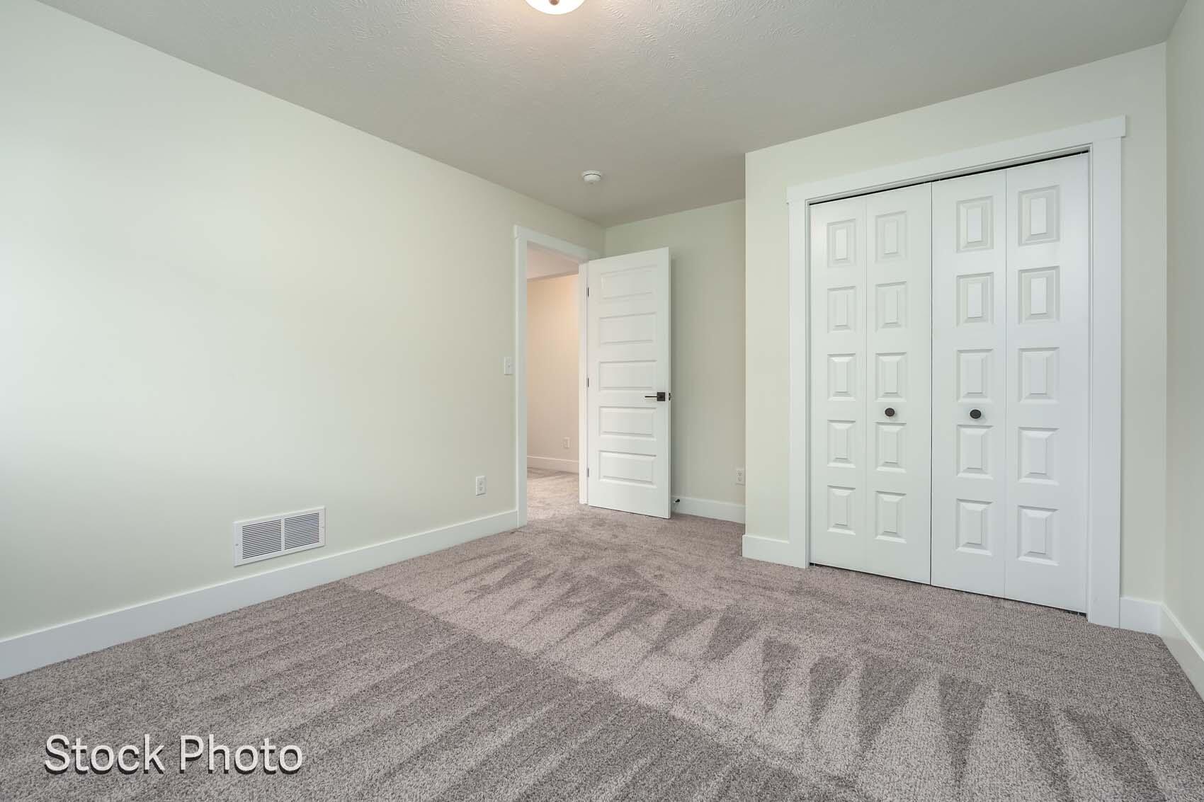 325 Round Hill Road Kalamazoo, MI 49009 - Photo 28 of 32 Hickory_Valley_Dr_198_Kalamazoo_49009-26