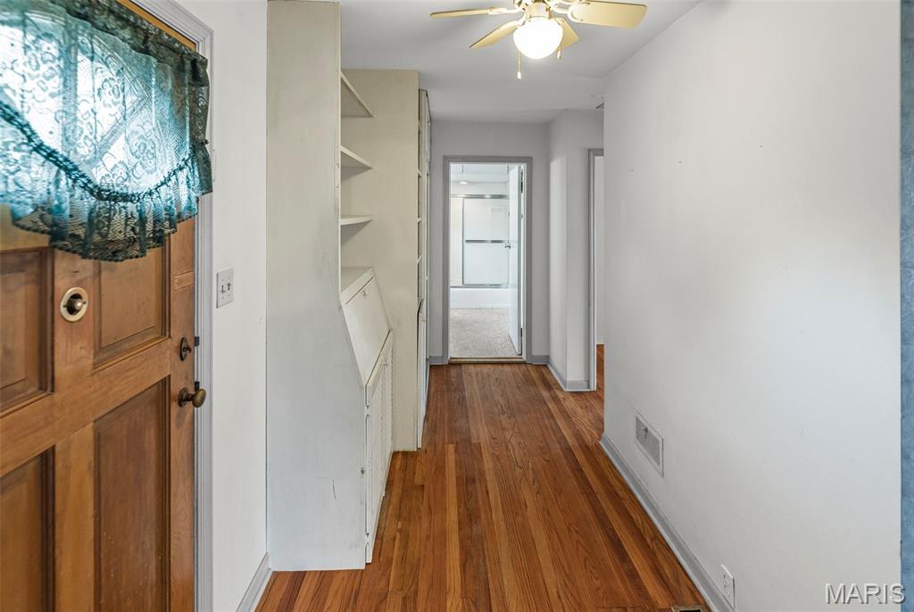 607 Mulberry Street Godfrey, IL 62035 - Photo 9 of 26