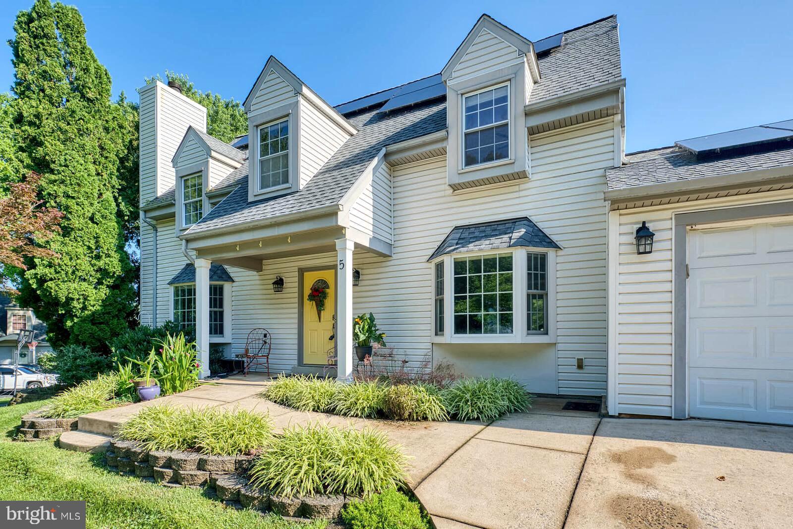 5 Monitor Court Olney, MD 20832 - Photo 4 of 59 4