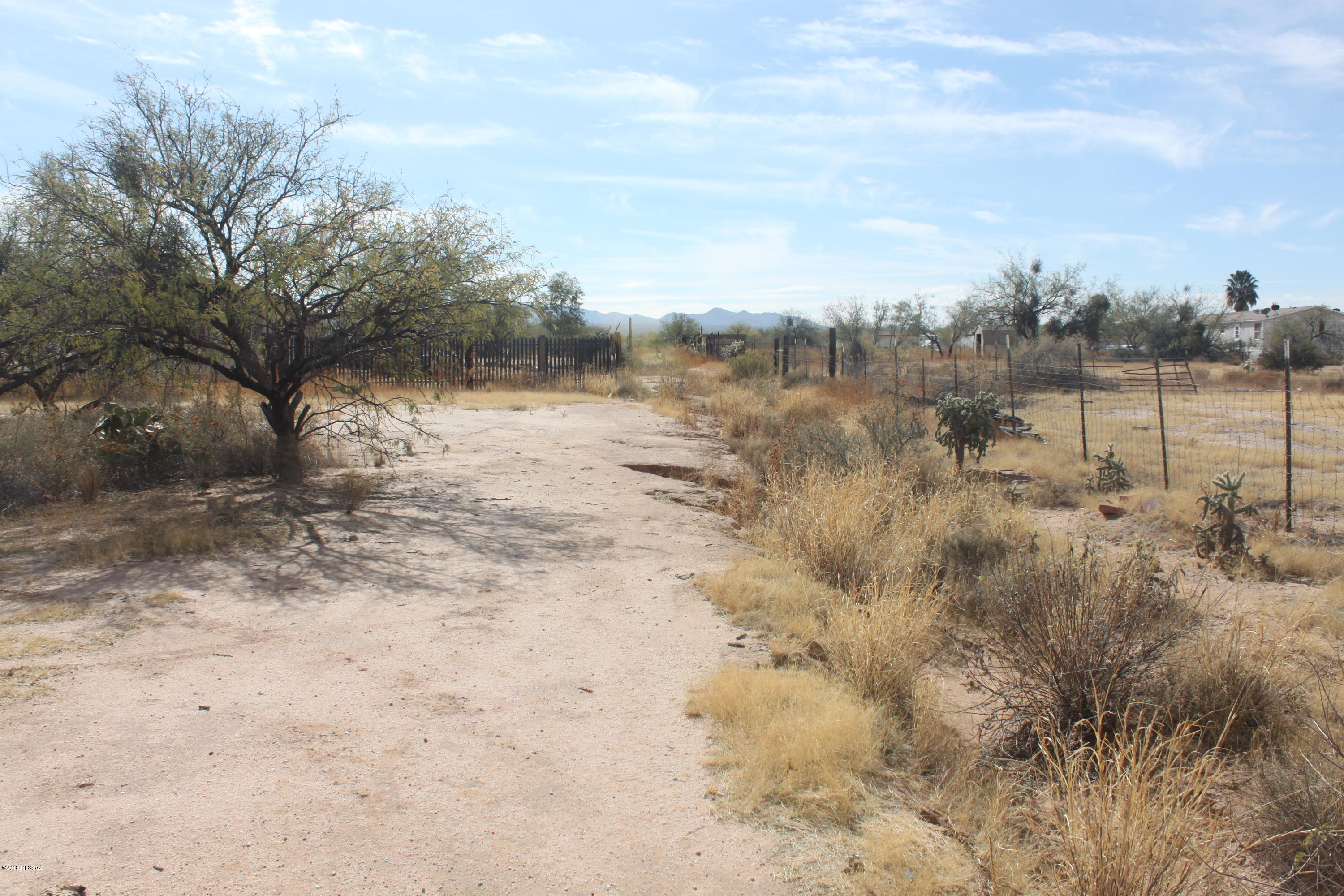 8366 South Cover View Road Tucson, AZ 85736 - Photo 9 of 11 Gallery Image 9