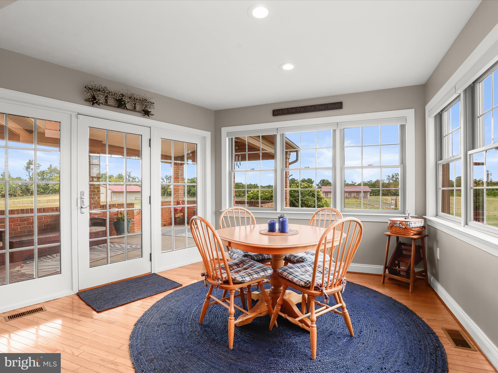 3659 Hyser Road Taneytown, MD 21787 - Photo 21 of 128 Breakfast Area
