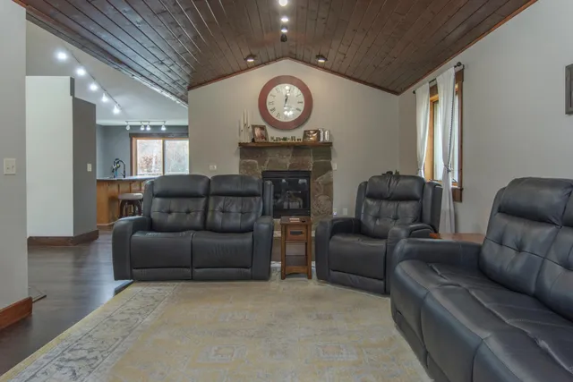 $549,900 | 31838 Blue Ridge Drive, Breezy Point, MN 56472
