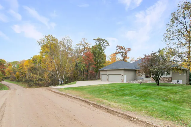 $549,900 | 31838 Blue Ridge Drive, Breezy Point, MN 56472