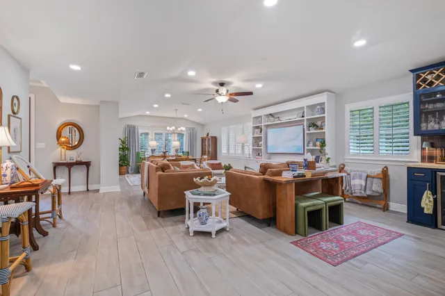 $3,200 | 605 Waverly Road, Tallahassee, FL 32312