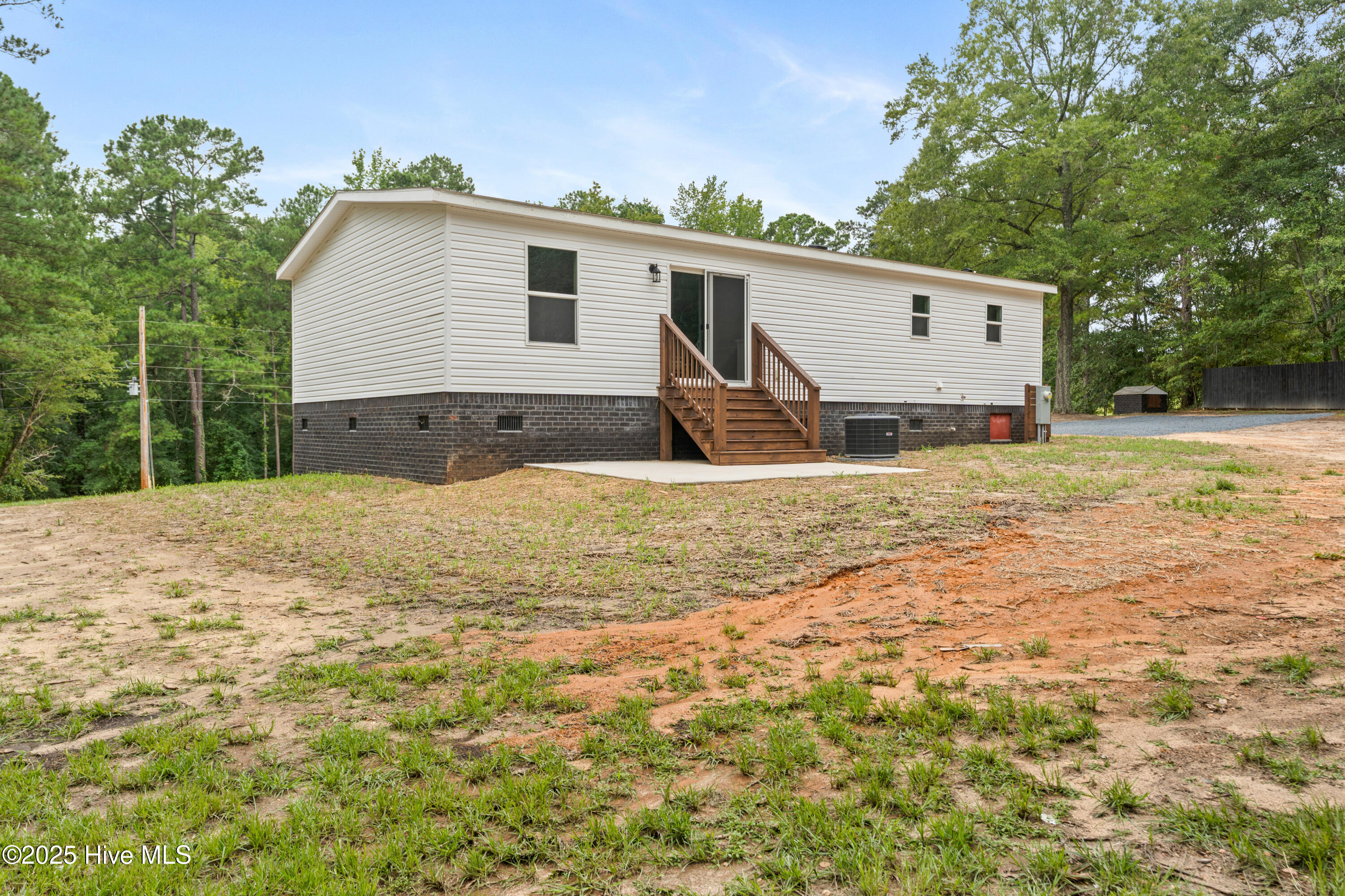 193 Osborne Road Rockingham, NC 28379 - Photo 9 of 43 A7406403(1)