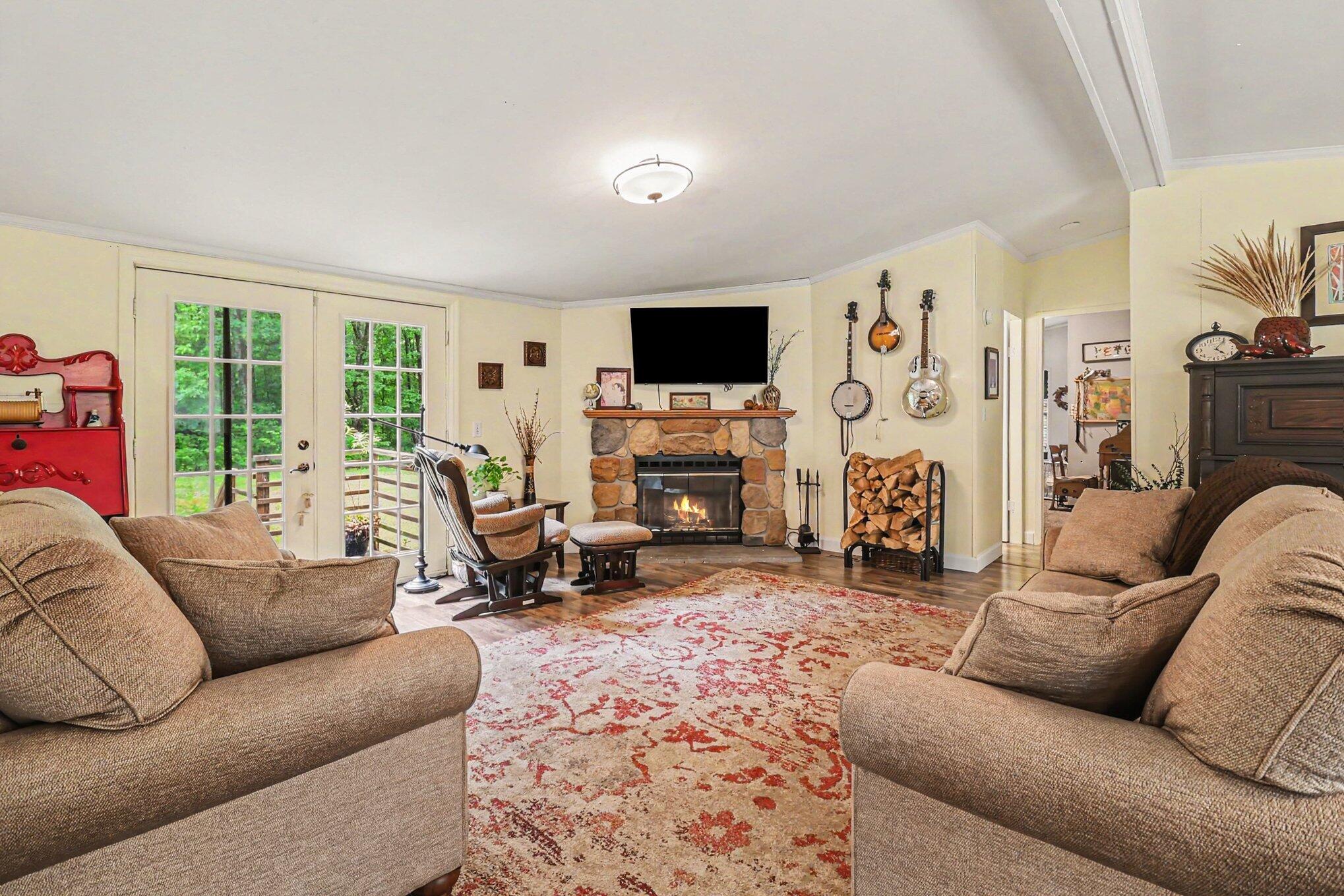 4791 East Fox Road Hart, MI 49420 - Photo 12 of 36 004_file_6331