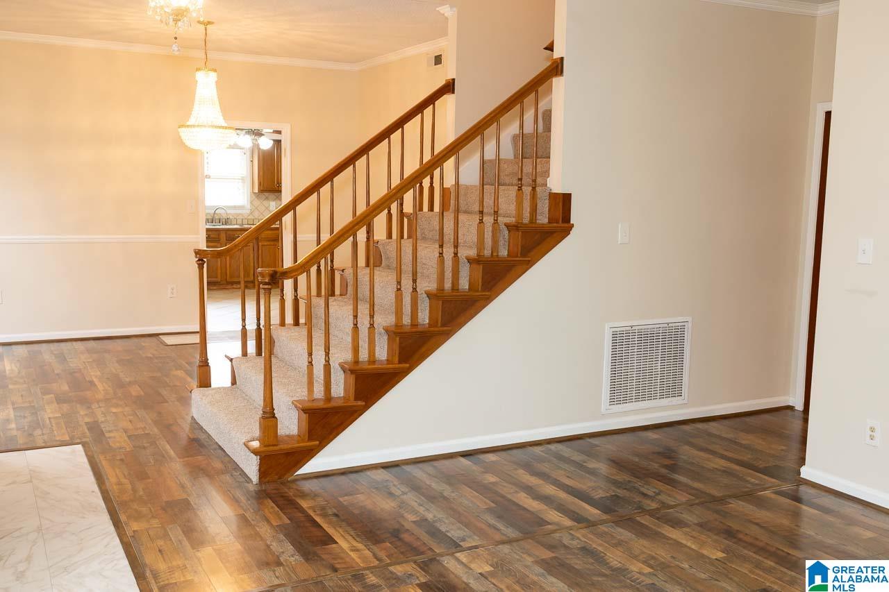 1012 Willowbrook Road Birmingham, AL 35215 - Photo 5 of 27