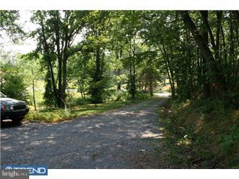 216 Indiandale Road Reinholds, PA 17569 - Photo 5 of 8 Gallery Image 5