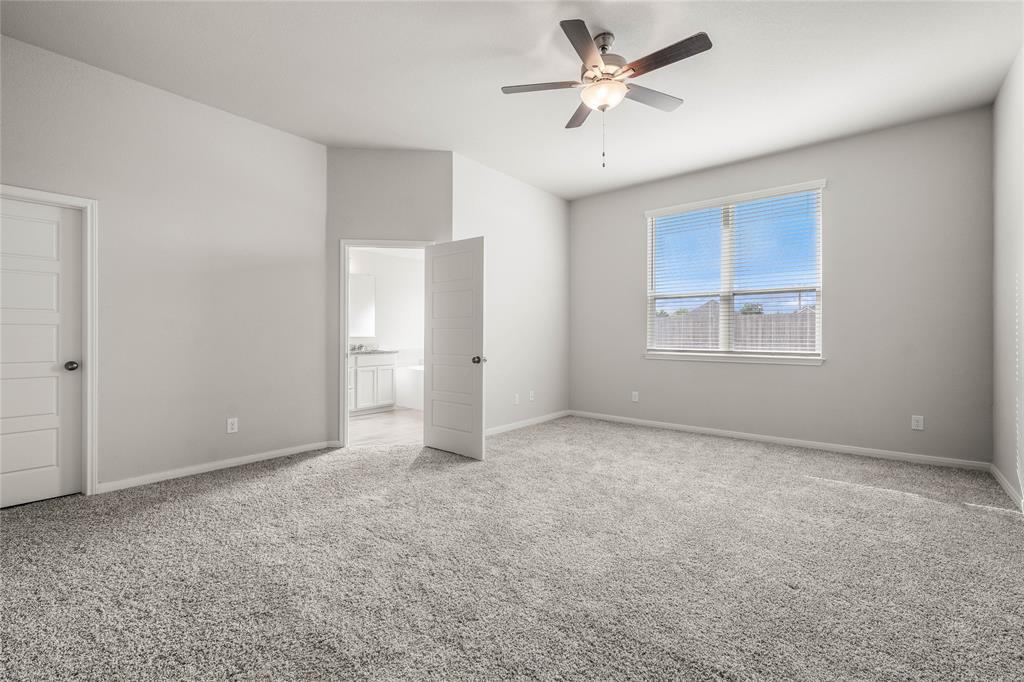 4020 Centerfire Road Waco, TX 76705 - Photo 13 of 36