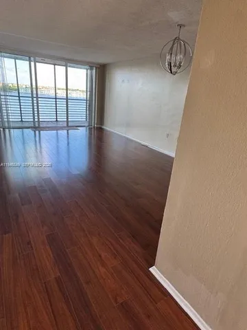 $1,750 | 1075 Northeast Miami Gardens Drive, Unit 706, Miami, FL 33179