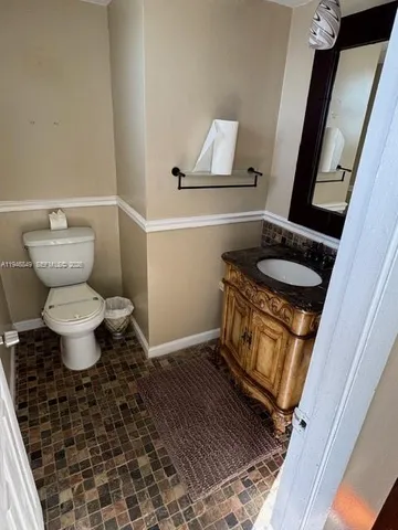 $1,750 | 1075 Northeast Miami Gardens Drive, Unit 706, Miami, FL 33179