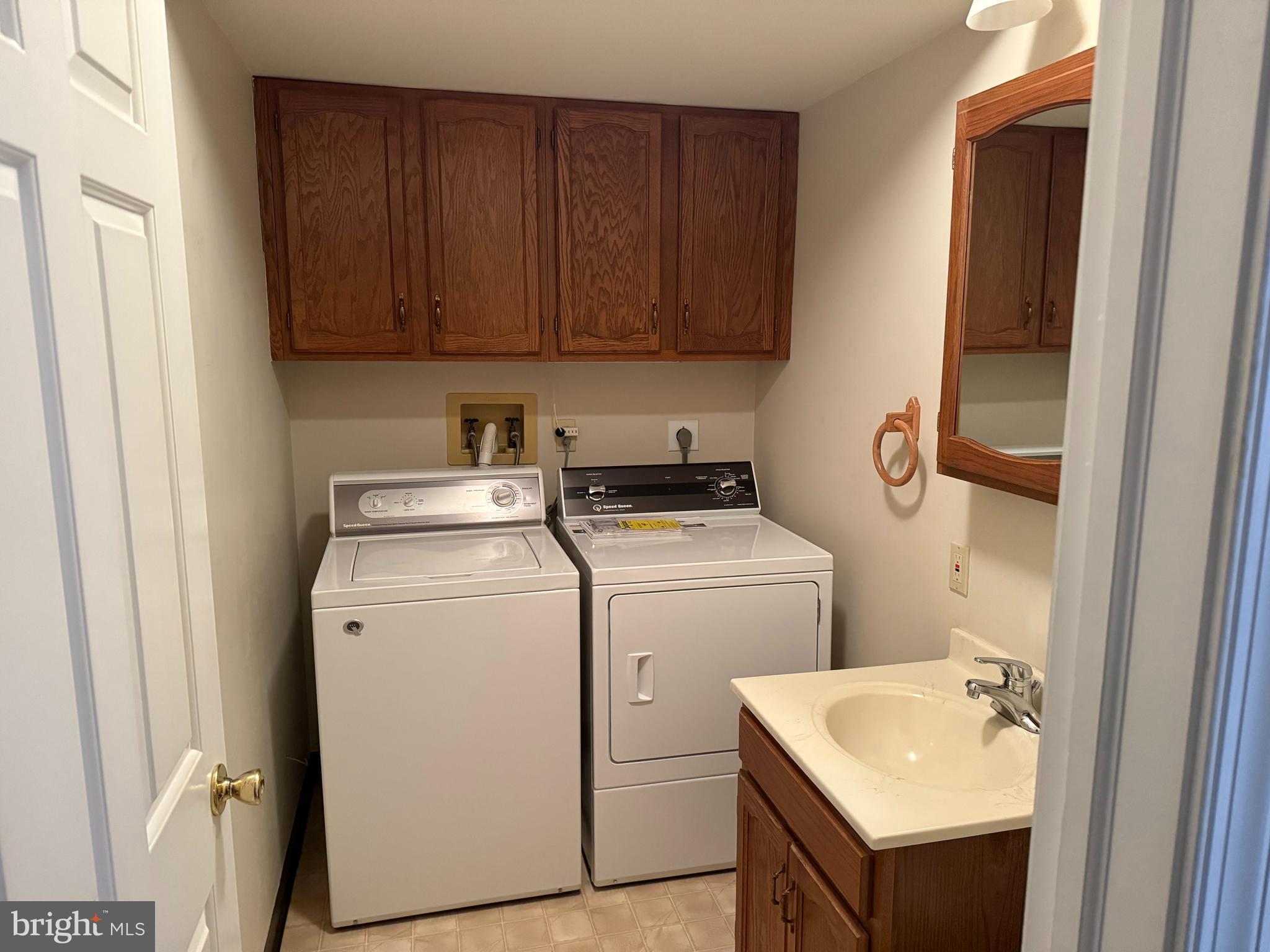 340 Estate Road Boyertown, PA 19512 - Photo 6 of 16 a utility room with dryer and washer
