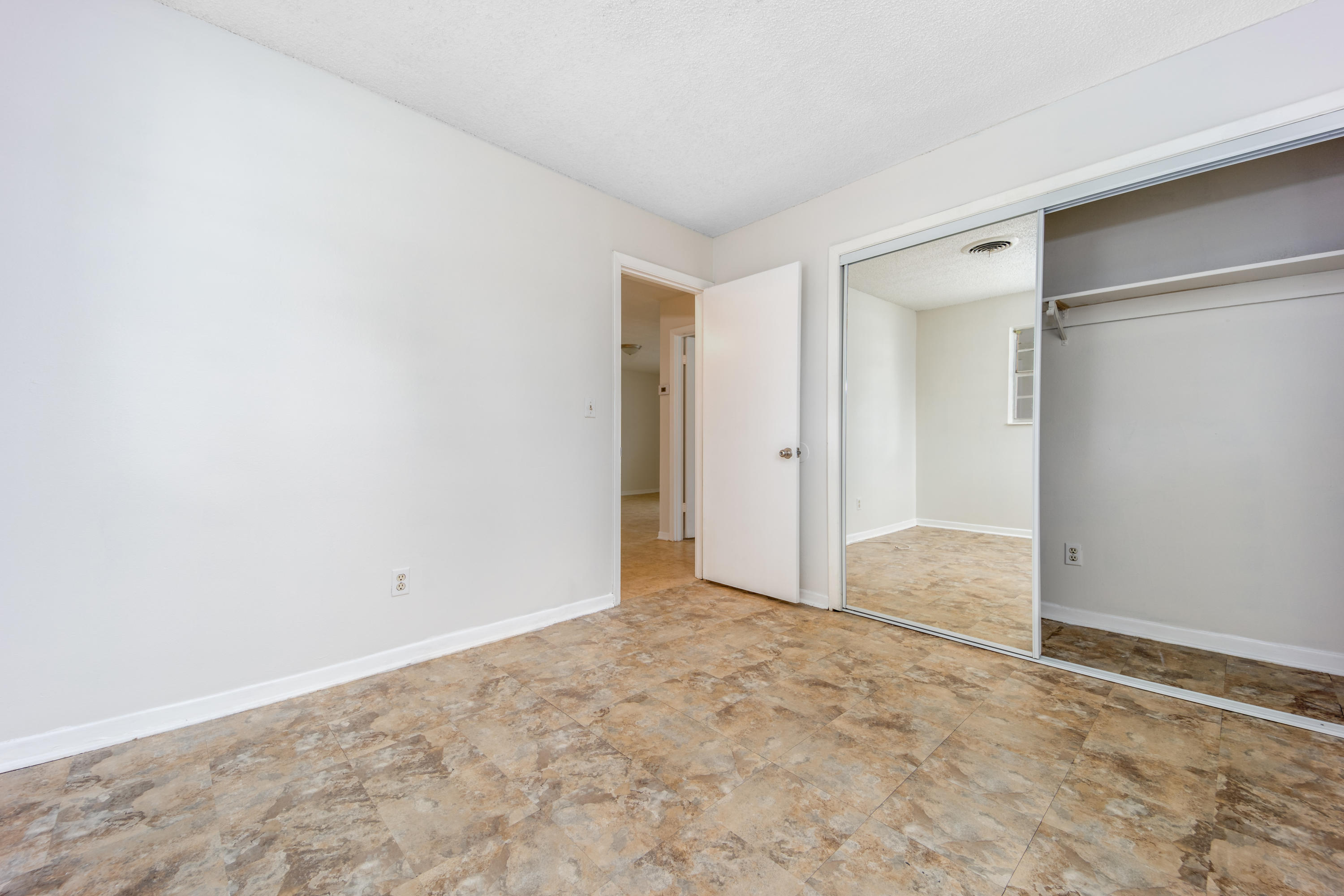 2406 Southwest Hideaway Lane Stuart, FL 34994 - Photo 26 of 39 2106 SW Hideaway Place-22