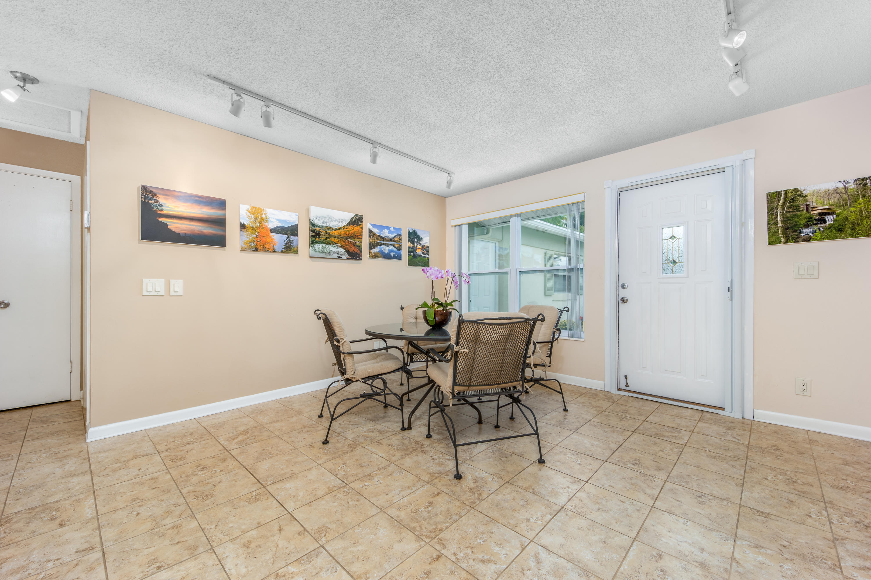 2406 Southwest Hideaway Lane Stuart, FL 34994 - Photo 8 of 39 2106 SW Hideaway Place-4
