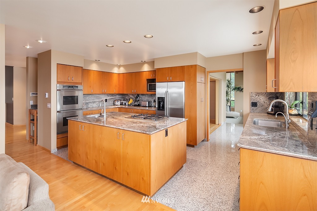 1101 North 38th Street Renton, WA 98056 - Photo 12 of 25