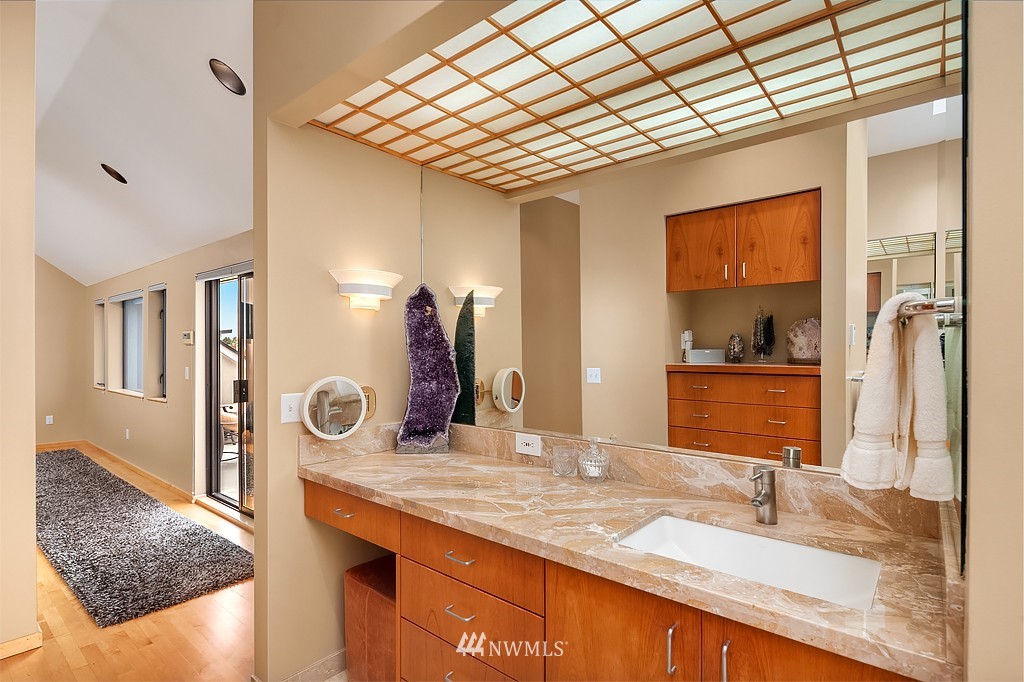 1101 North 38th Street Renton, WA 98056 - Photo 18 of 25