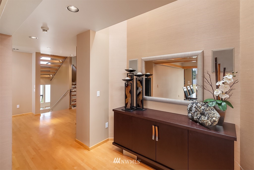 1101 North 38th Street Renton, WA 98056 - Photo 7 of 25