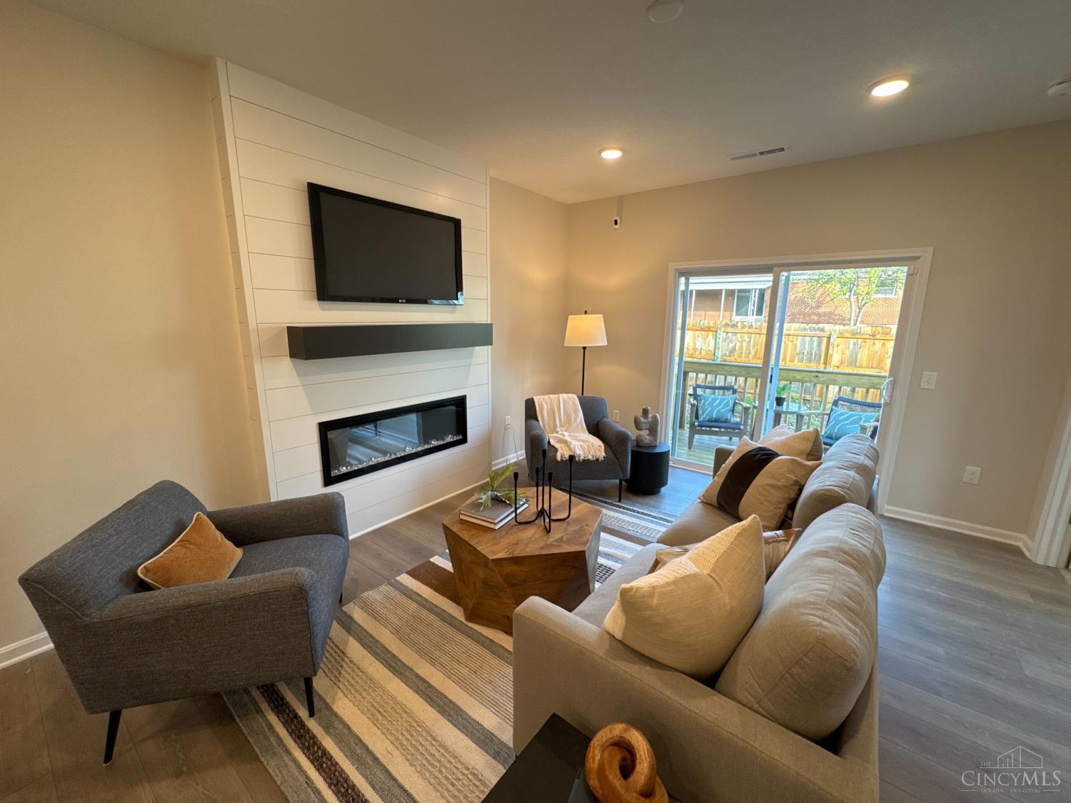 2448 Houston Road, Unit 20 Cincinnati, OH 45231 - Photo 4 of 13 Gallery Image 4