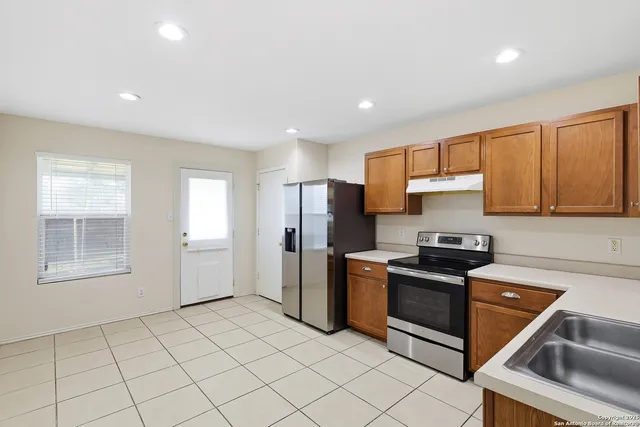 $1,750 | 3922 Azalea Breeze, San Antonio, TX 78259