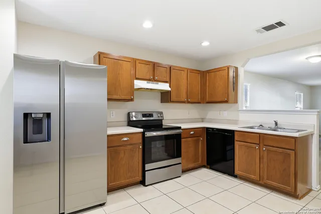 $1,750 | 3922 Azalea Breeze, San Antonio, TX 78259