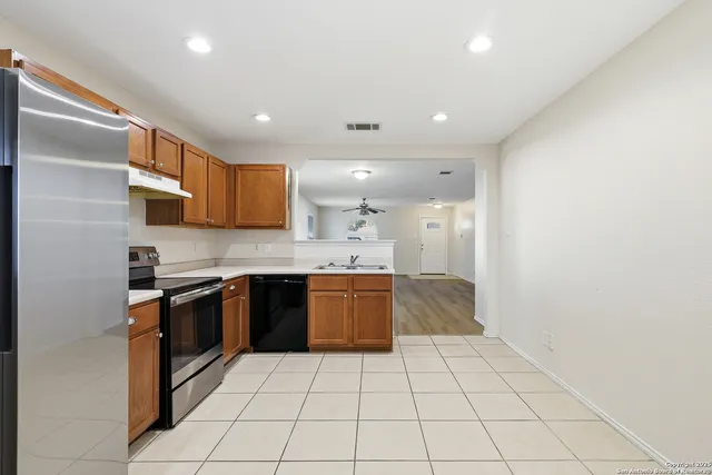 $1,750 | 3922 Azalea Breeze, San Antonio, TX 78259