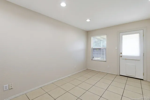 $1,750 | 3922 Azalea Breeze, San Antonio, TX 78259