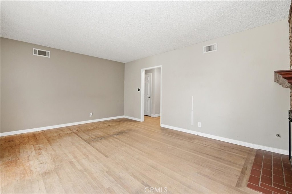 4686 Mcfarland Street Riverside, CA 92506 - Photo 10 of 35