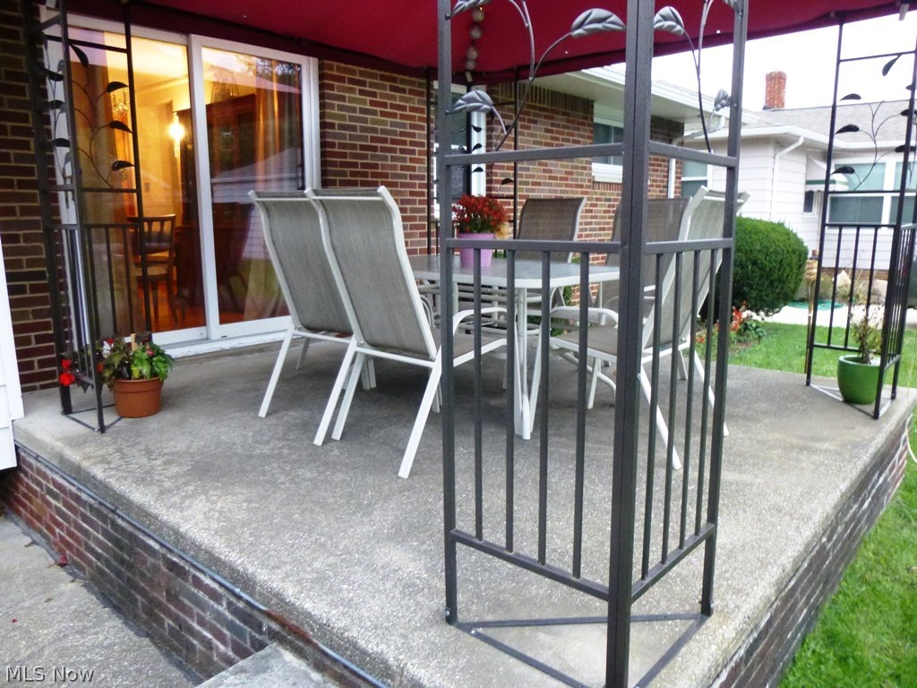 4398 Urban Road Cleveland, OH 44121 - Photo 20 of 24 Gallery Image 20