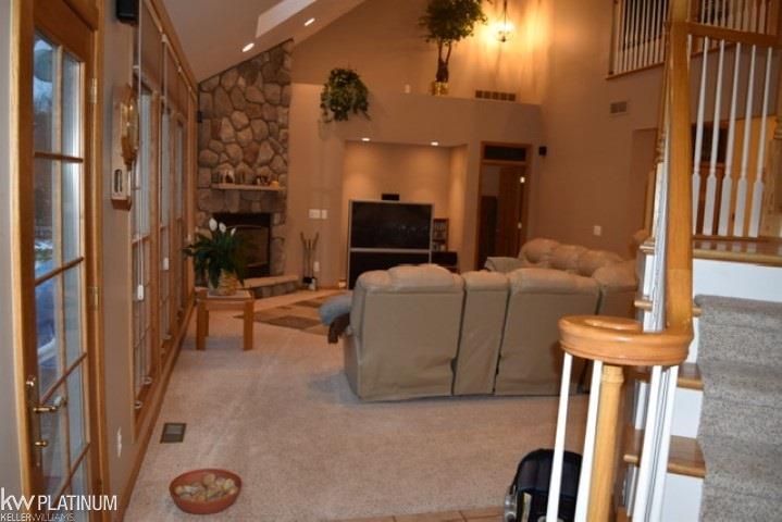 9615 Bartel Road Columbus, MI 48063 - Photo 25 of 44 31365926-24.JPG
