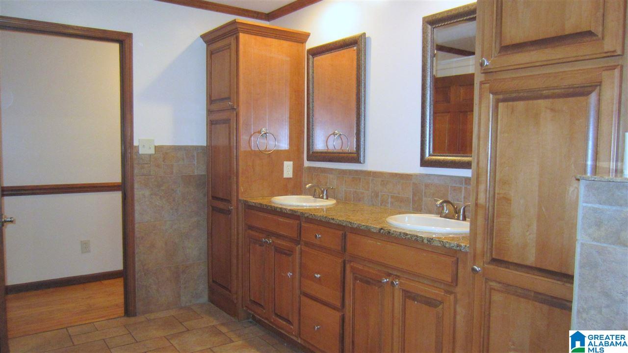5951 Red Hollow Road Birmingham, AL 35215 - Photo 31 of 40