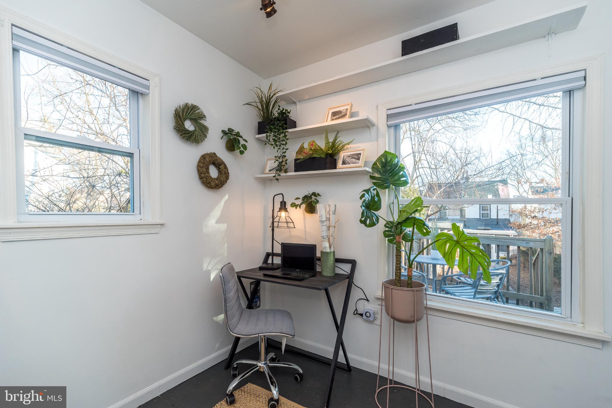 632 Naomi Street Philadelphia, PA 19144 - Photo 28 of 51 Multi-functional studio. Home office potential.