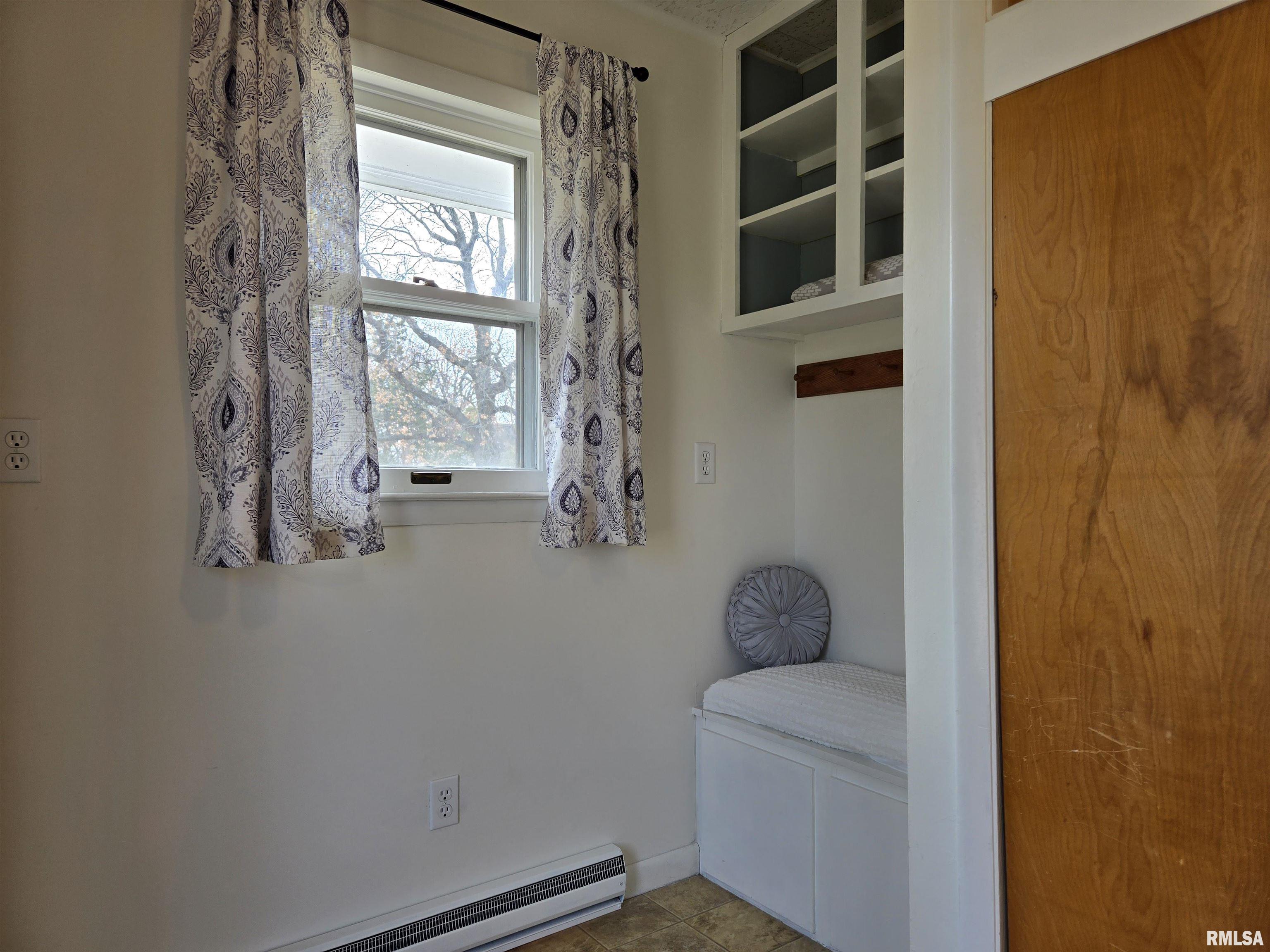 420 North Marion Street Carthage, IL 62321 - Photo 12 of 24