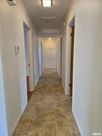 $138,000 | 420 North Marion Street, Carthage, IL 62321