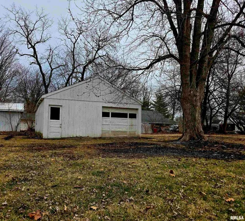 $138,000 | 420 North Marion Street, Carthage, IL 62321