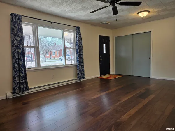 $138,000 | 420 North Marion Street, Carthage, IL 62321