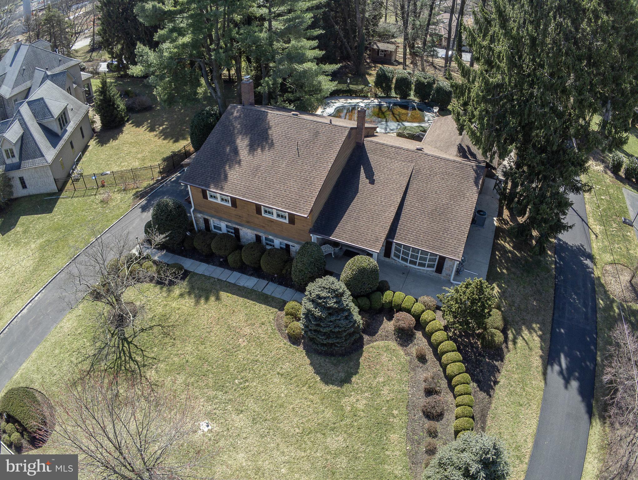 2209 North Stone Ridge Lane Villanova, PA 19085 - Photo 23 of 29 a view of a backyard with sitting area