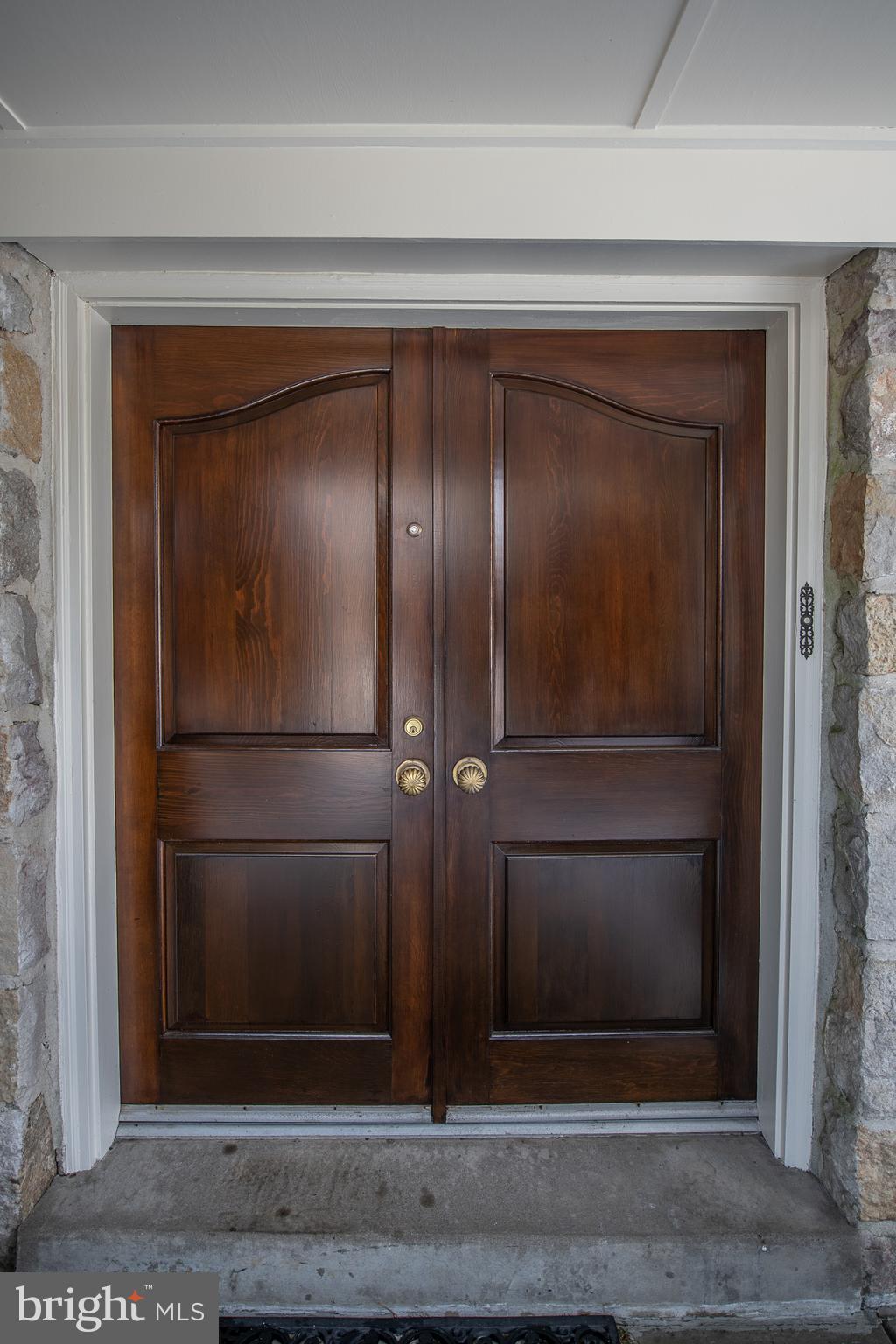 2209 North Stone Ridge Lane Villanova, PA 19085 - Photo 4 of 29 a view of wooden door