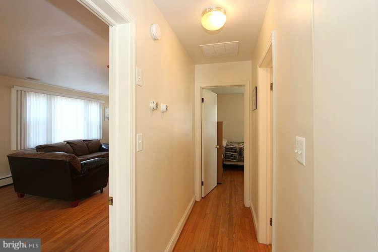 23417 Woodfield Road Gaithersburg, MD 20882 - Photo 19 of 30 Interior (General)