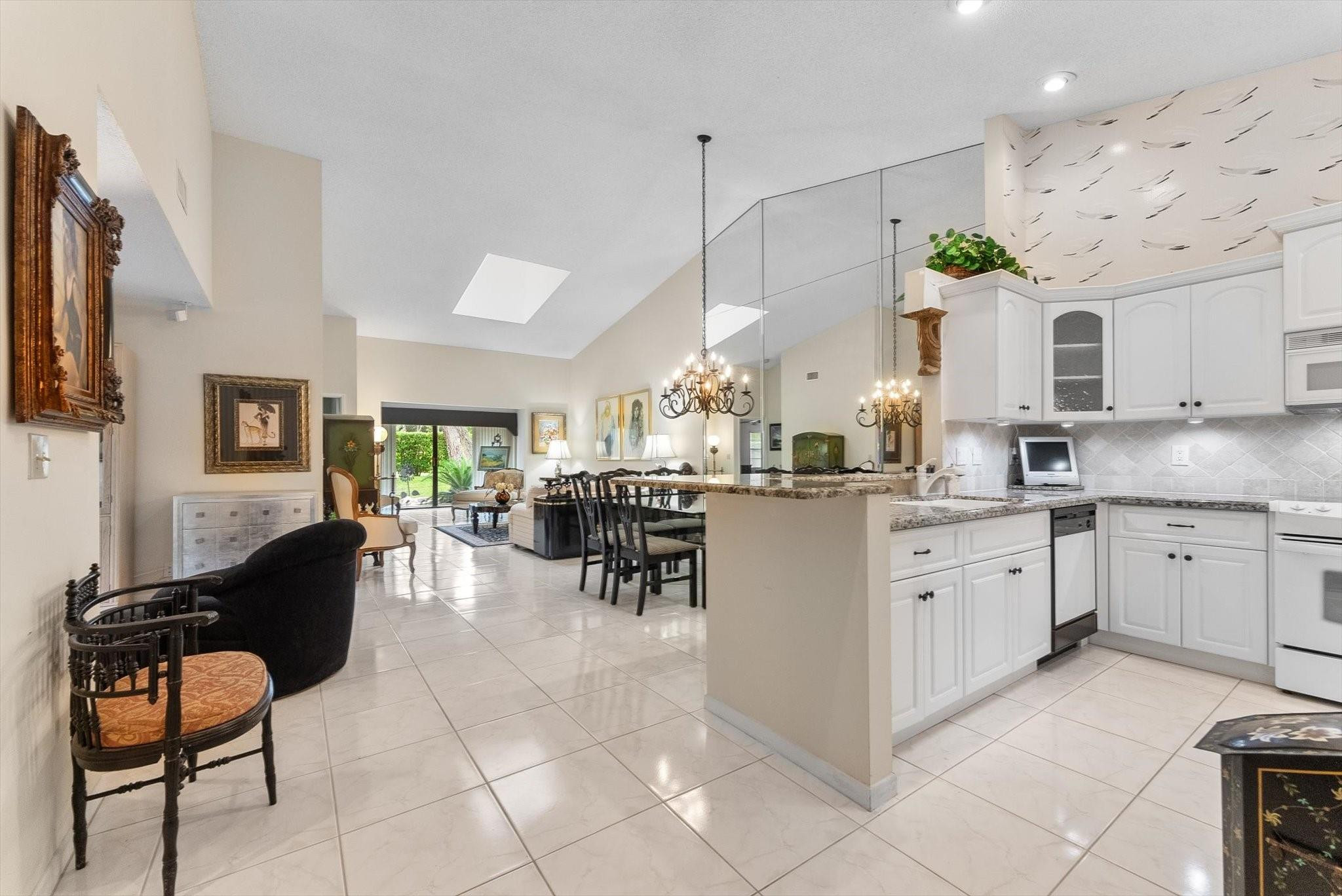 8333 Springlake Drive, Unit A Boca Raton, FL 33496 - Photo 6 of 53 Photo 6