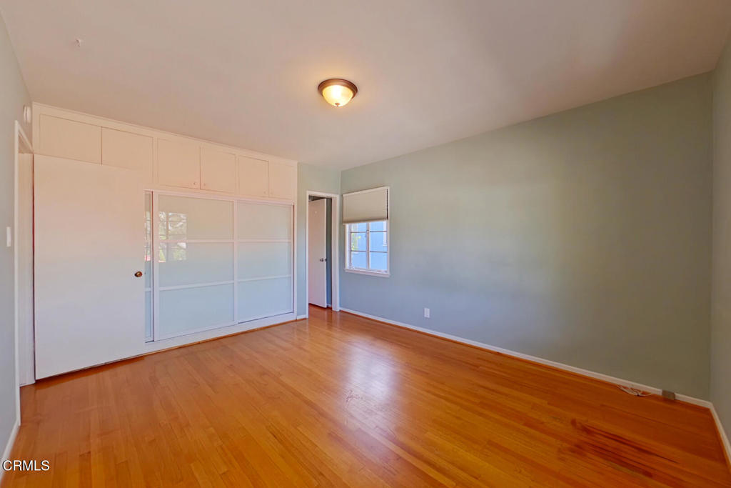 1462 Glengarry Road Pasadena, CA 91105 - Photo 22 of 57 a view of an empty room