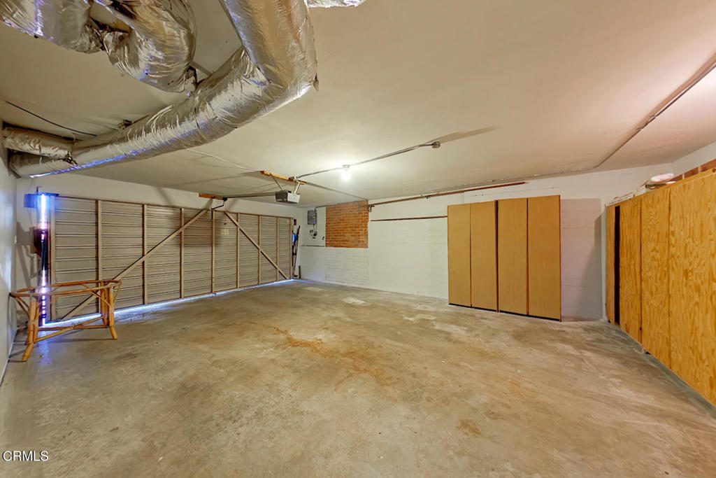 1462 Glengarry Road Pasadena, CA 91105 - Photo 47 of 57 19 Garage