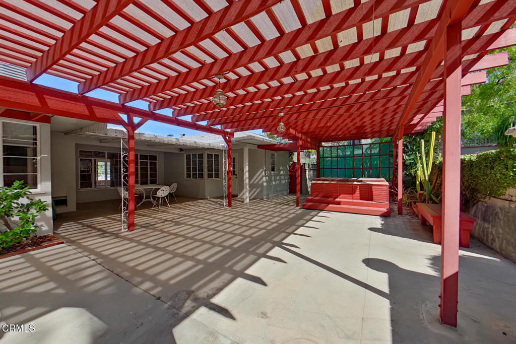 1462 Glengarry Road Pasadena, CA 91105 - Photo 50 of 57 17 Patio (3)