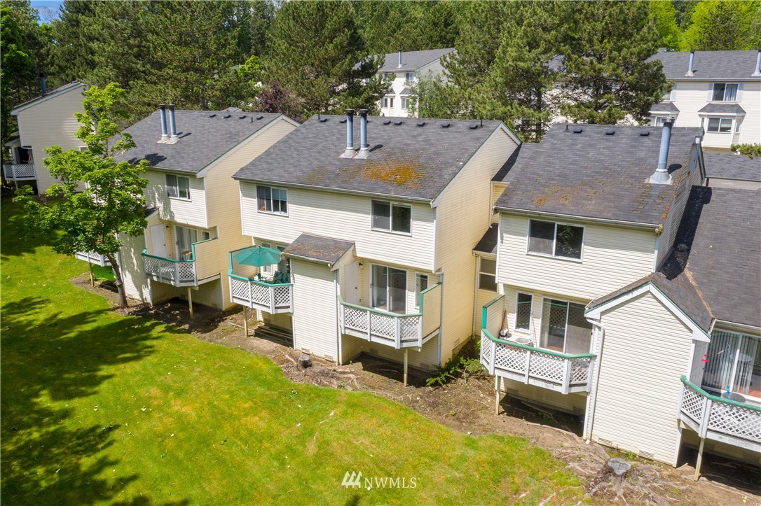 833 Southwest Sunset Boulevard, Unit E24 Renton, WA 98057 - Photo 33 of 34